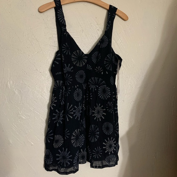 New York & Company Tops - ❤️Dressy Top❤️